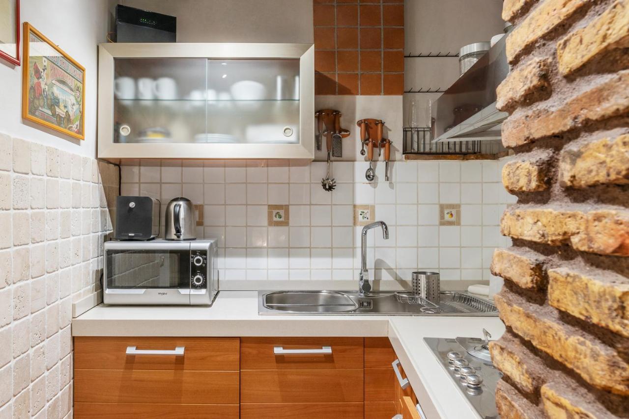 Heart Of Trastevere Studio Flat روما المظهر الخارجي الصورة